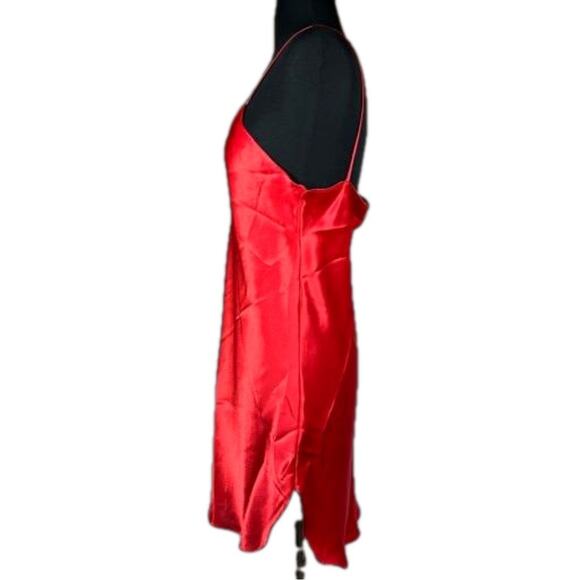 Intimate Affair California Vintage Red Satin Chemise Nightgown Bow w Pearls Sz M - Picture 3 of 15